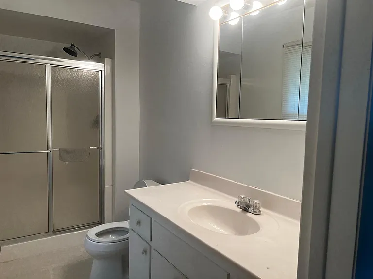 11725 W Watertown Plank Rd — Photo 8