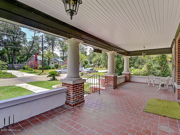 4th image of 4349 Woodmere St