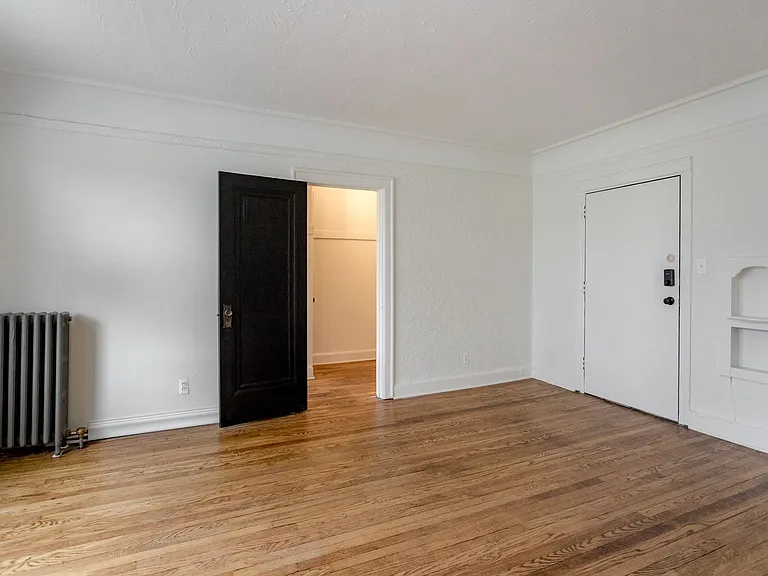 Glynn Court Apartments — Photo 8