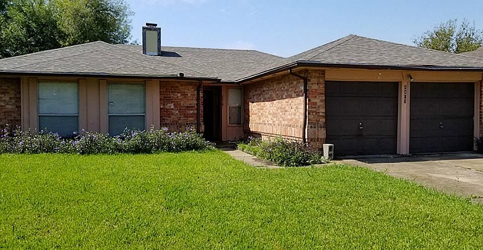 1st image of 8419 S Meadow Bird Cir