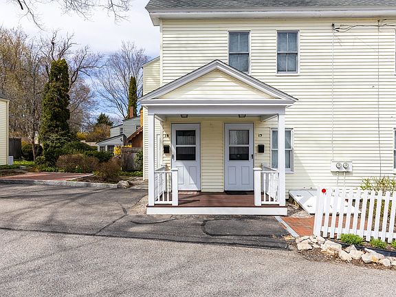 2nd image of 19 Blossom St