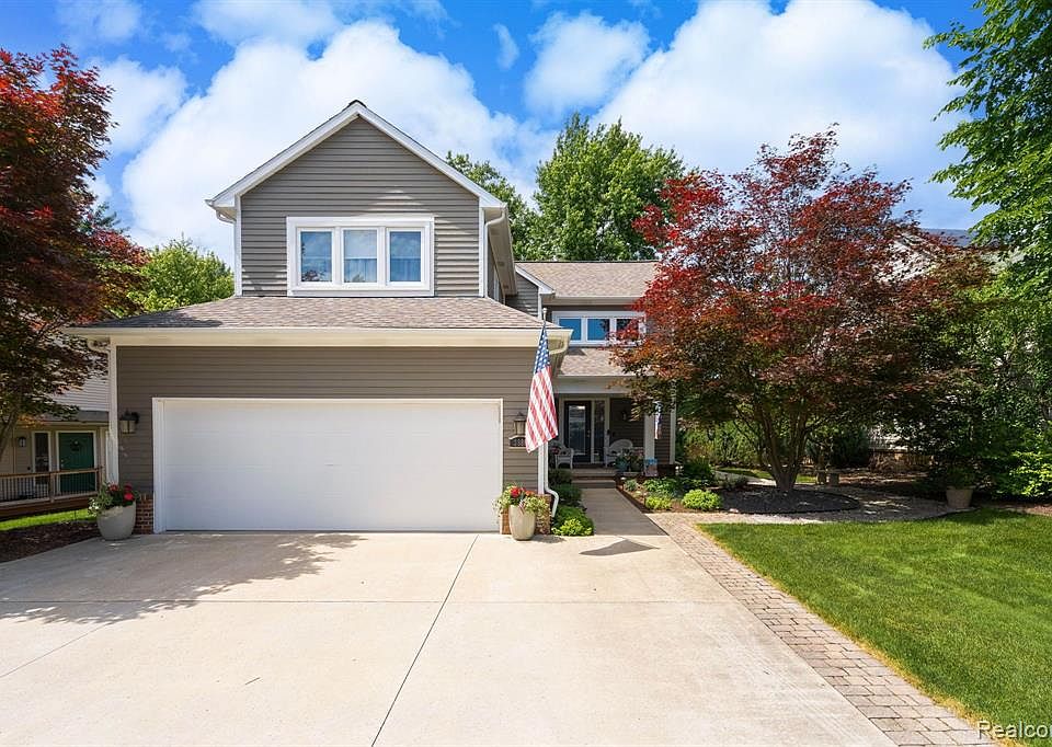 3980 Lake Front St, Waterford, MI 48328 | Zillow