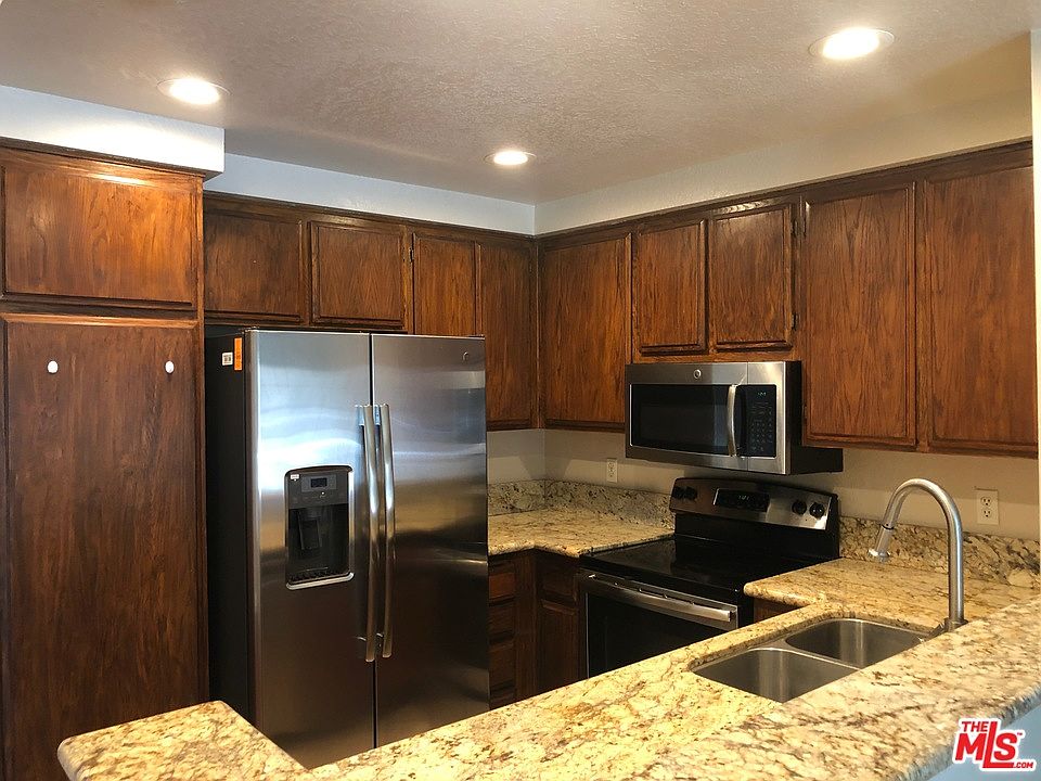 1st image of 8725 Beckenham Ln Unit E