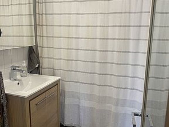 5th image of 74 Grand Ave APT 3H