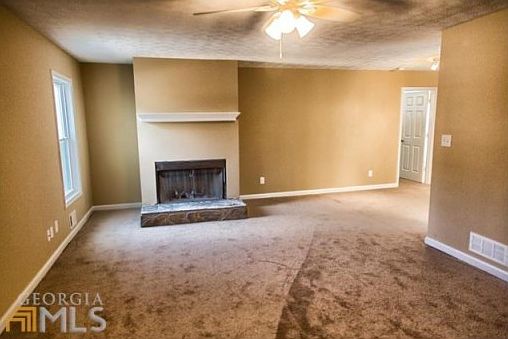 5th image of 4431 Lamar Dr