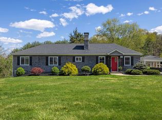 1535 New Hope Rd, Staunton, VA 24401