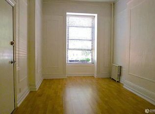 434 W 47th St APT 1E, New York, NY 10036