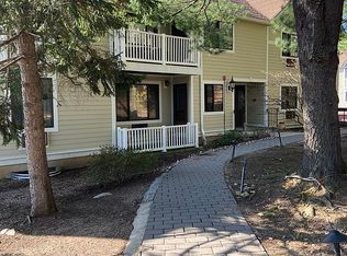 14F Foxwood Dr, Morris Plains, NJ 07950