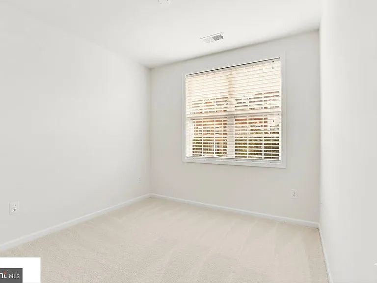 43140 Whelplehill Ter — Photo 21