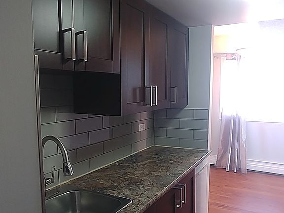 4th image of 1331 14th Ave SW #602