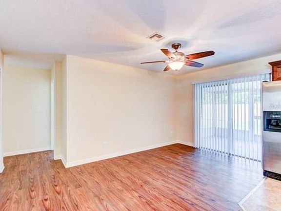 5th image of 2060 Leanne Ct