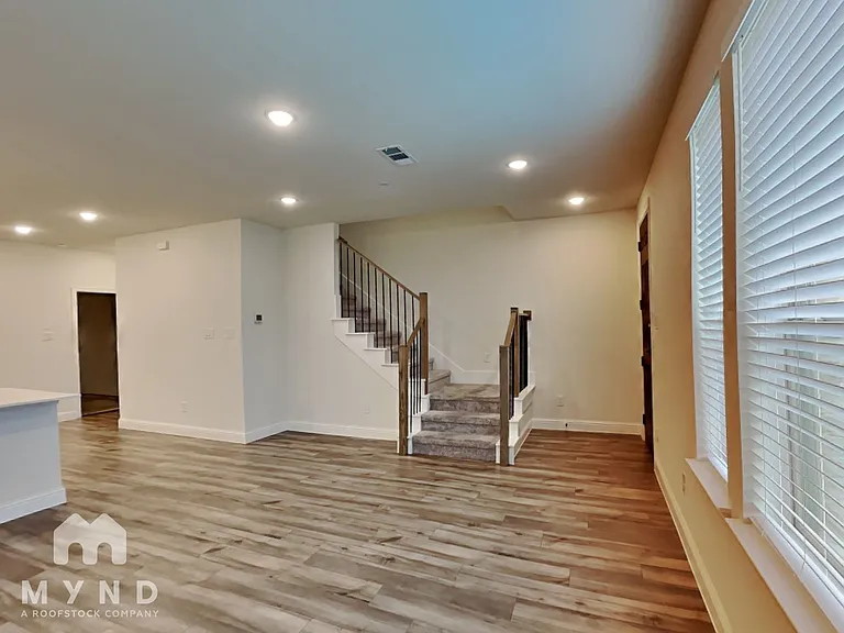 262 Harvest Way — Photo 5