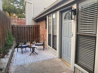 2565 Shady Ridge Dr, Bedford, TX 76021