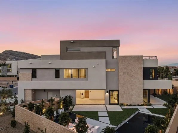 4022 Heron Fairway Dr, Las Vegas, NV 89141