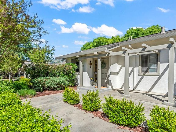 3rd image of 5563 Cribari Cir