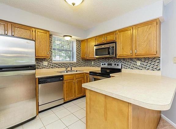 4th image of 2244 Canyonlands Dr APT A