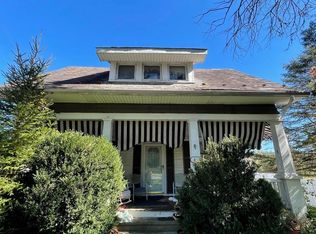 302 Easton Rd, Riegelsville, PA 18077