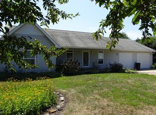 10215 E 600 N, Grovertown, IN 46531
