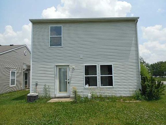 4th image of 4492 Connaught East Dr