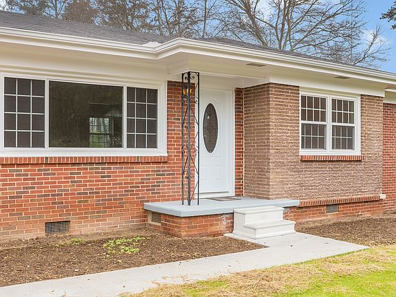 2nd image of 5726 Hetzel Ln