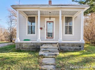 120 S 1st St, Cedar Springs, MI 49319