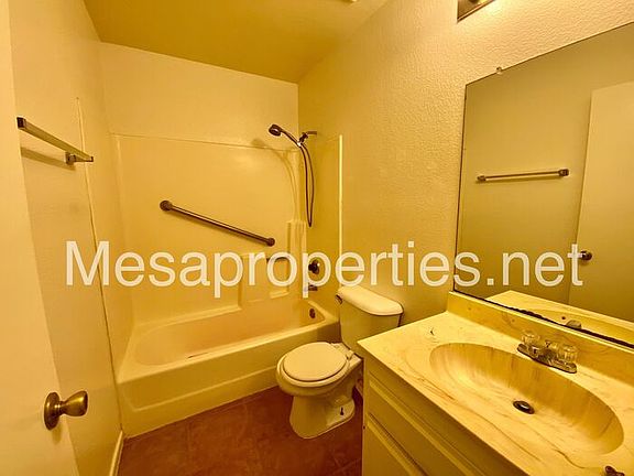 3rd image of 13502 Tracy St APT 4