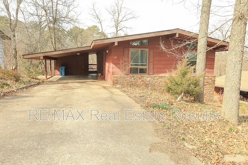 Avondale — Photo 1