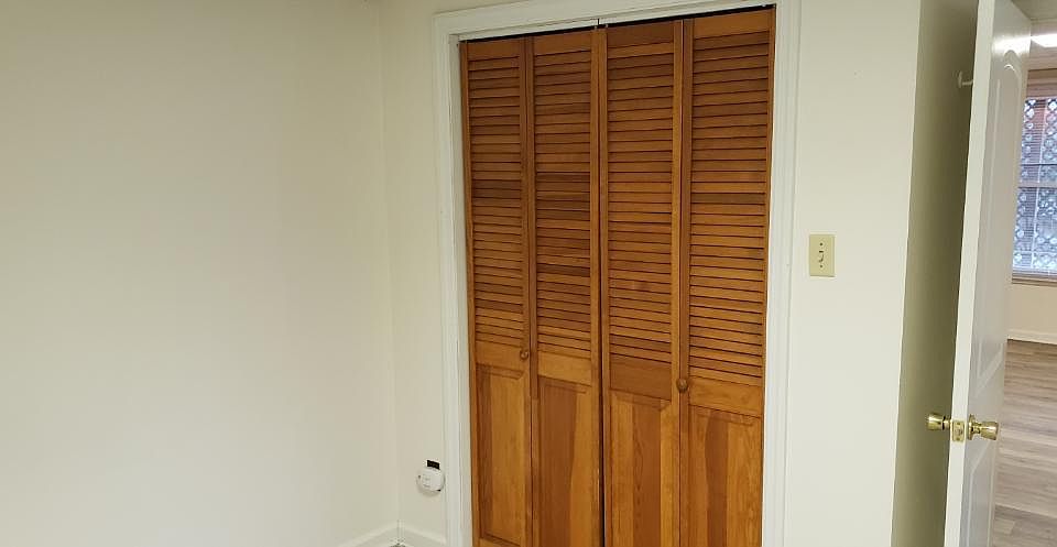1st image of 819 Charles Ave #819