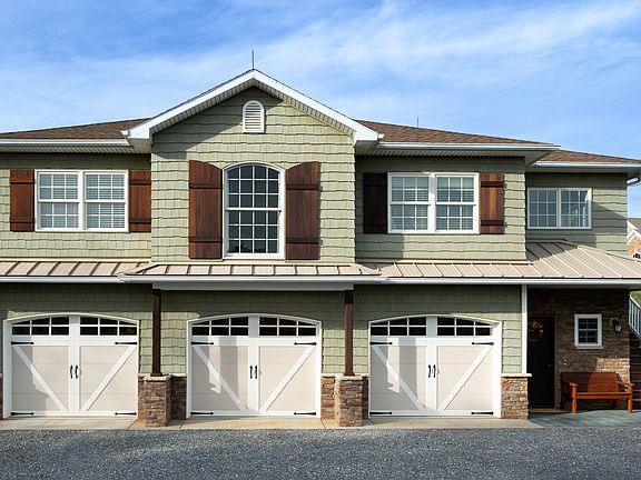 4th image of 262 Shenandoah View Dr