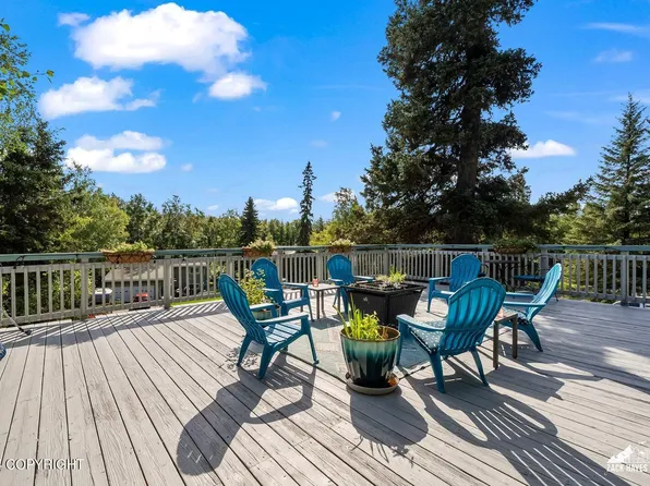 4401 Edinburgh Dr, Anchorage, AK 99502