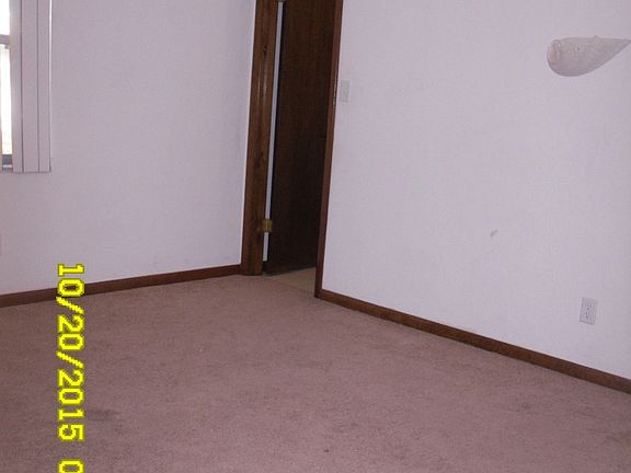 3rd image of 675 Tumblebrook Dr