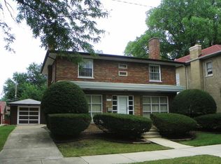 9007 S Bell Ave, Chicago, IL 60643