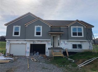 19243 Cherokee St, Joseph, MO 64505