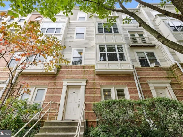 2765 Centerboro Dr APT 159, Vienna, VA 22181