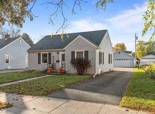 1357 W Spring St, Appleton, WI 54914