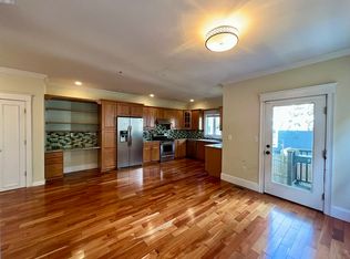 190 Bolton St #190A, Boston, MA 02127