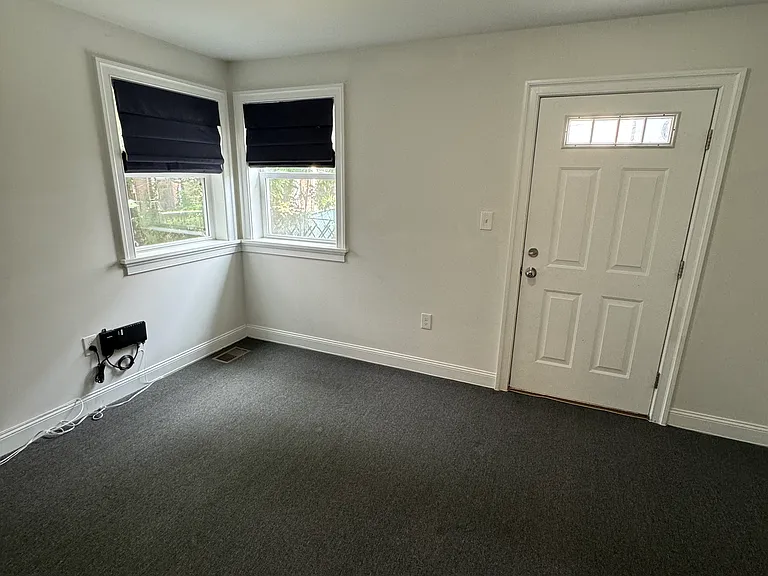 4049 Spruce St #A — Photo 5