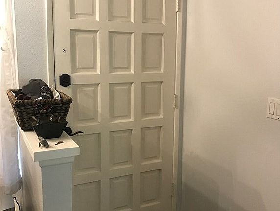 4th image of 23735 Del Monte Dr Unit 163