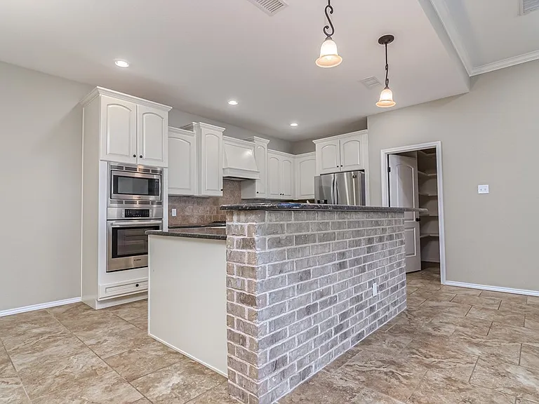 5329 Bella Pl — Photo 13