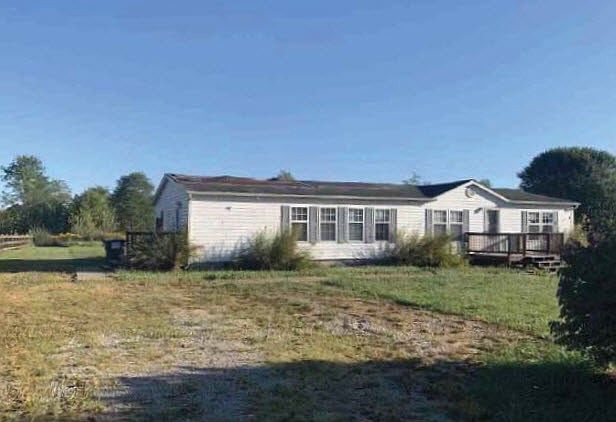 1st image of 109 Fairgrounds Dr