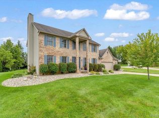 2172 Prairie Vw, Grand Blanc, MI 48439