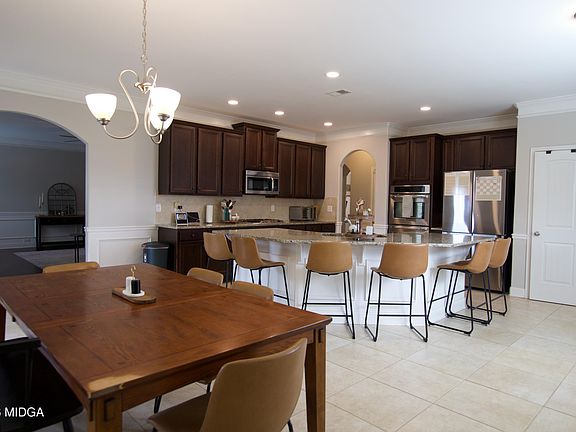 4th image of 102 Mato Cante Ct