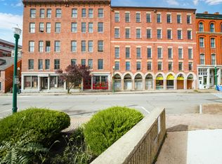 85 Main St #203, Norwich, CT 06360