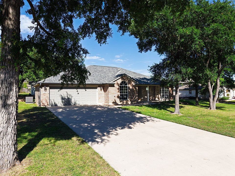 1st image of 1909 Diamond Ridge Drive