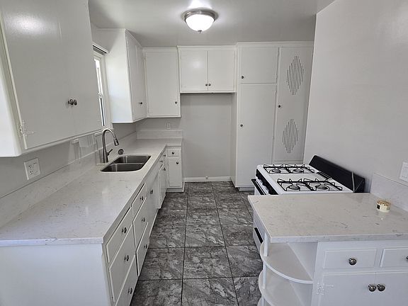 4th image of 204 S 2nd Ave #204