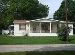 307 N Maple St, Mt Sterling, IL 62353