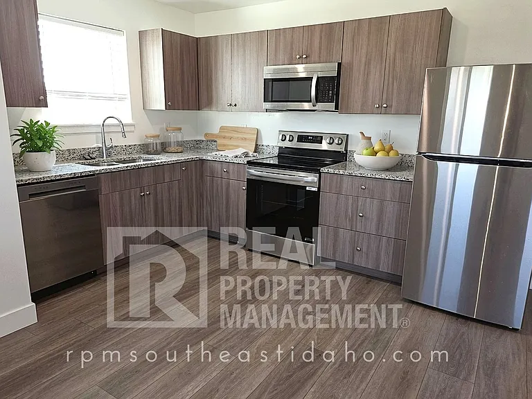 3654 E Gample Ave — Photo 5
