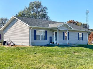 210 E High St, Skidmore, MO 64487