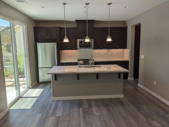 2nd image of 4861 Holden Dr