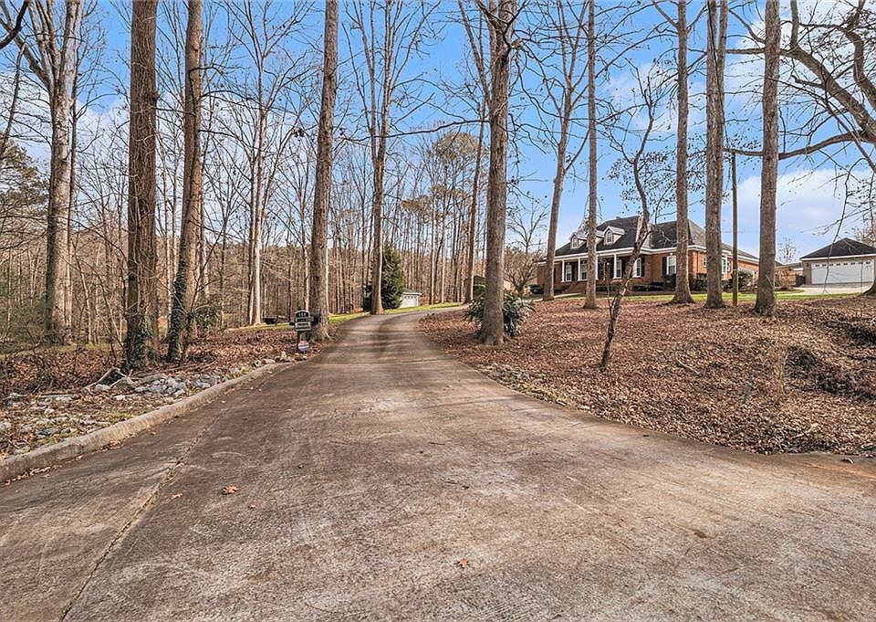 1st image of 608 Sugar Valley Trl SE